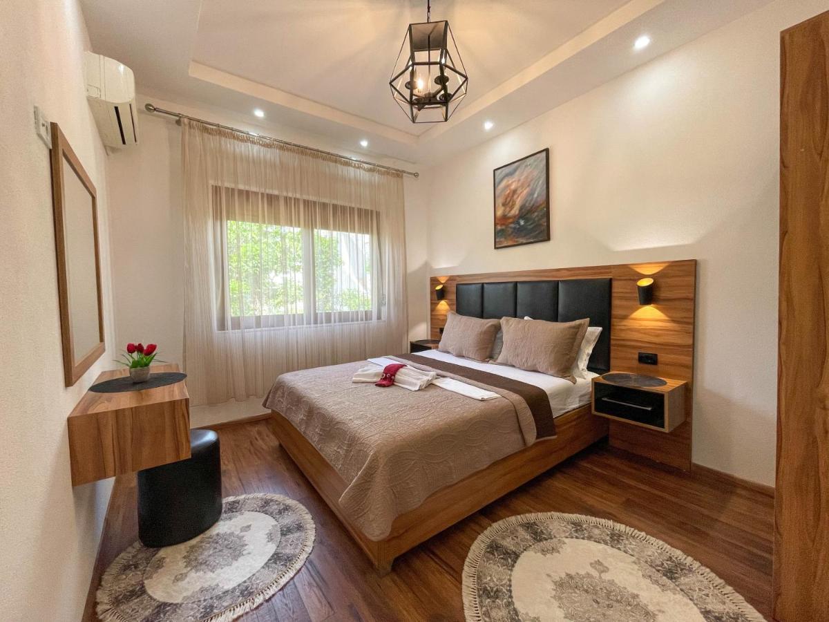 B&B Lovac Hasa 2 อุลซิน ภายนอก รูปภาพ