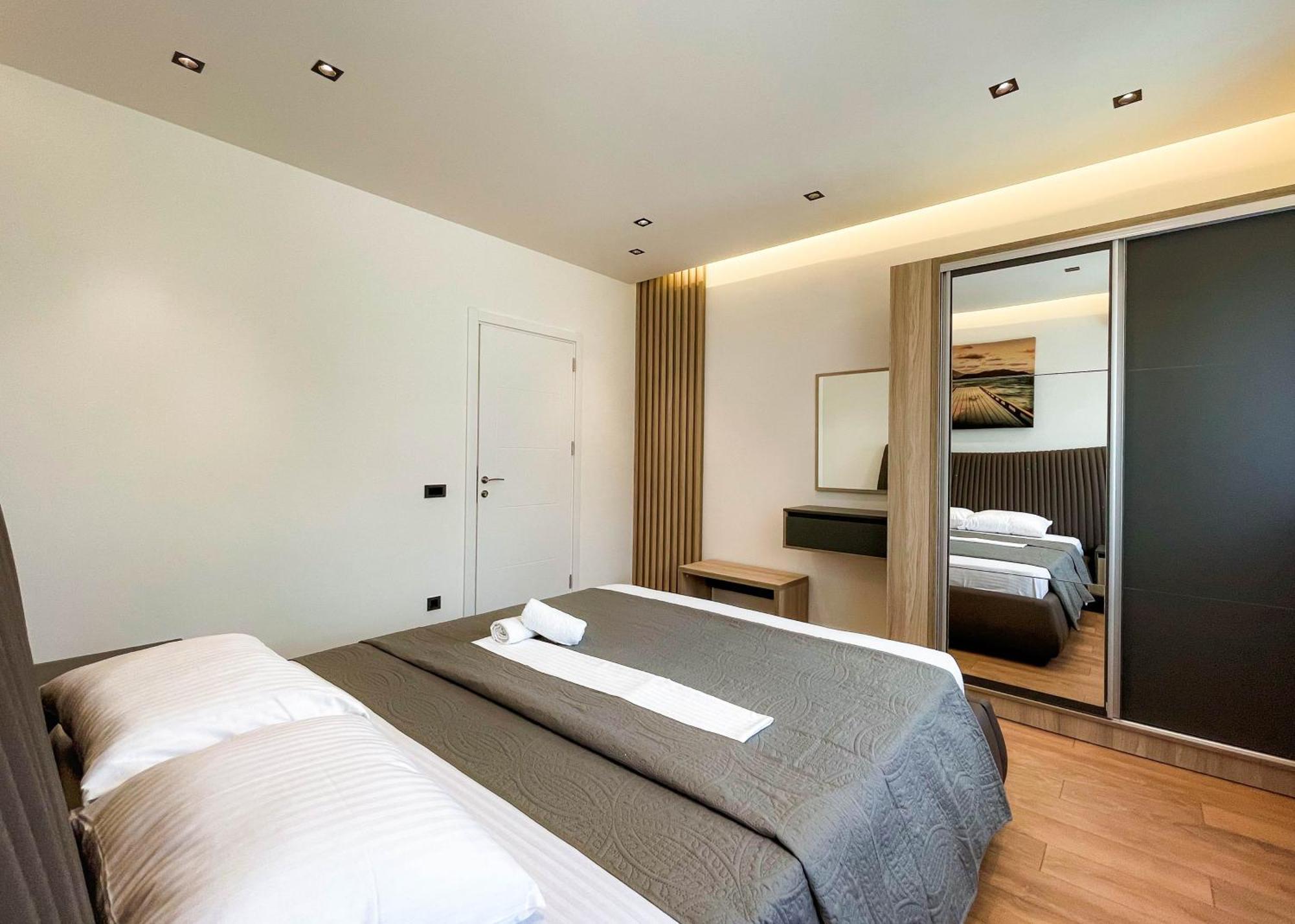 B&B Lovac Hasa 2 อุลซิน ภายนอก รูปภาพ