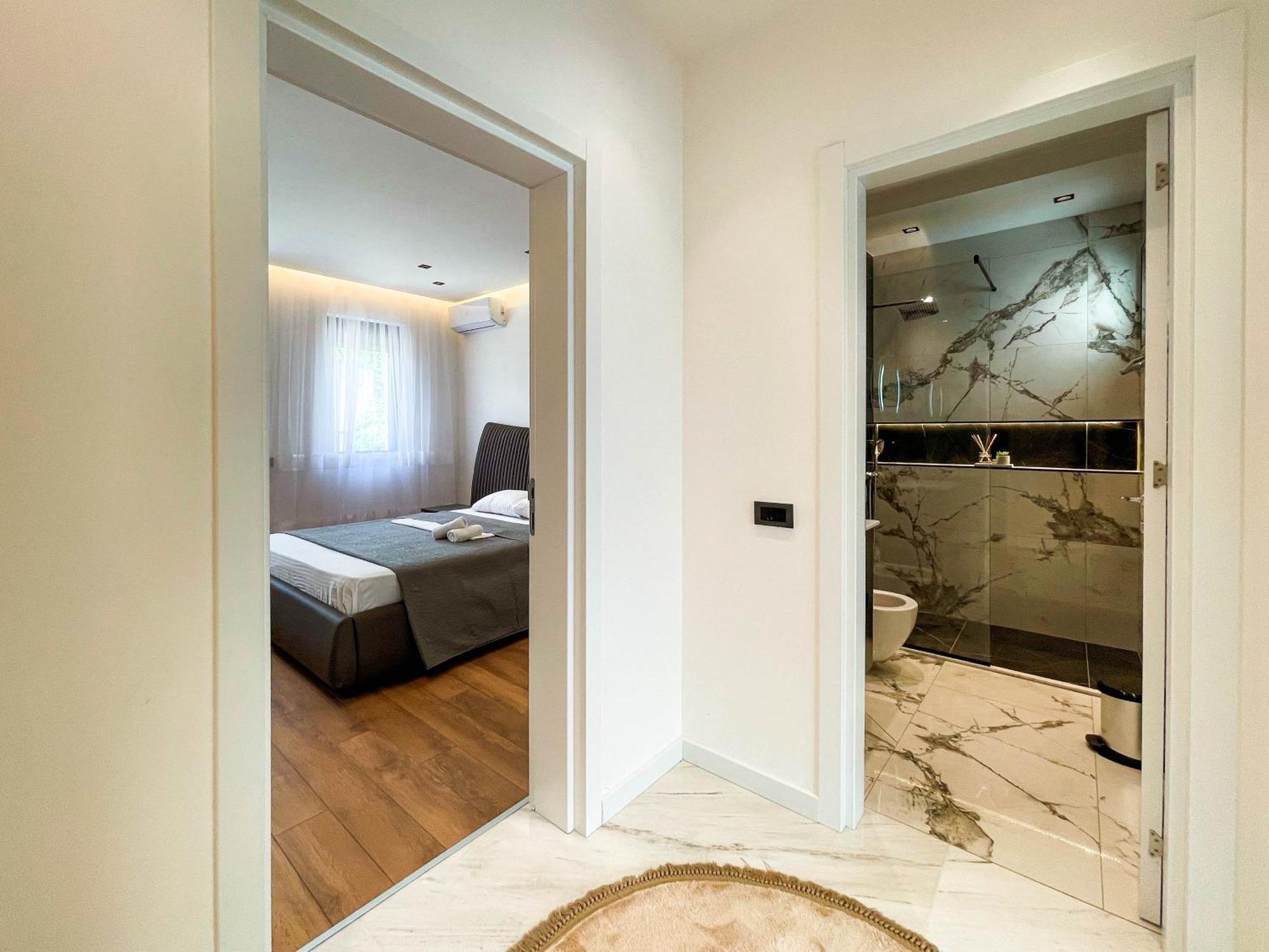 B&B Lovac Hasa 2 อุลซิน ภายนอก รูปภาพ