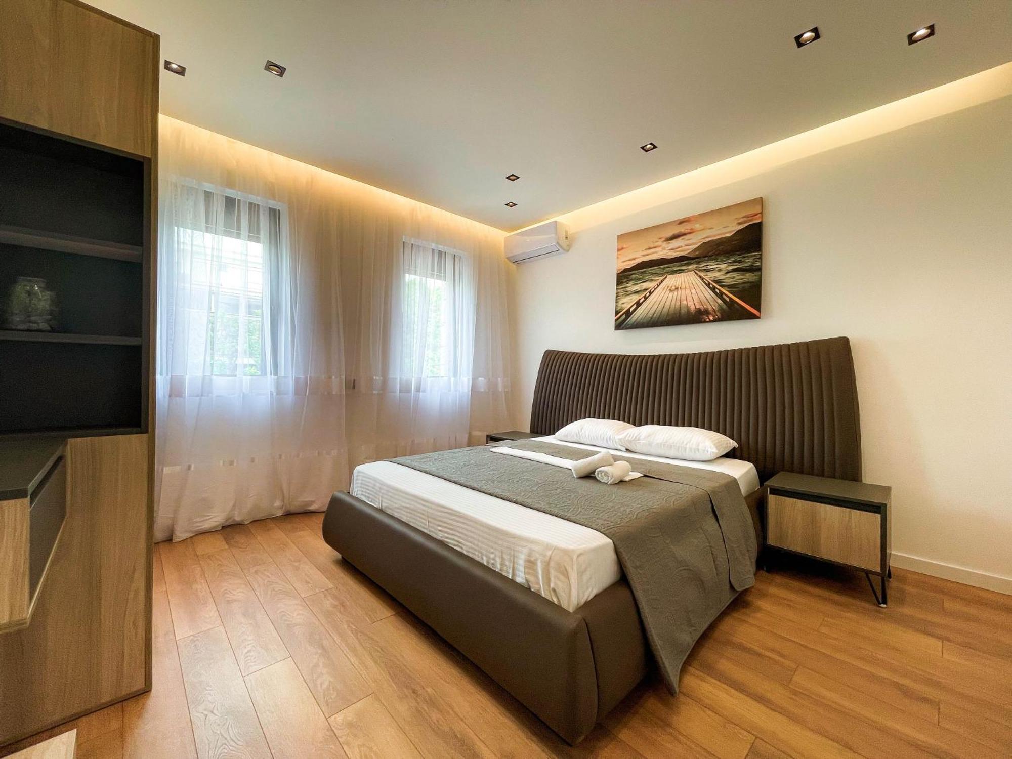 B&B Lovac Hasa 2 อุลซิน ภายนอก รูปภาพ
