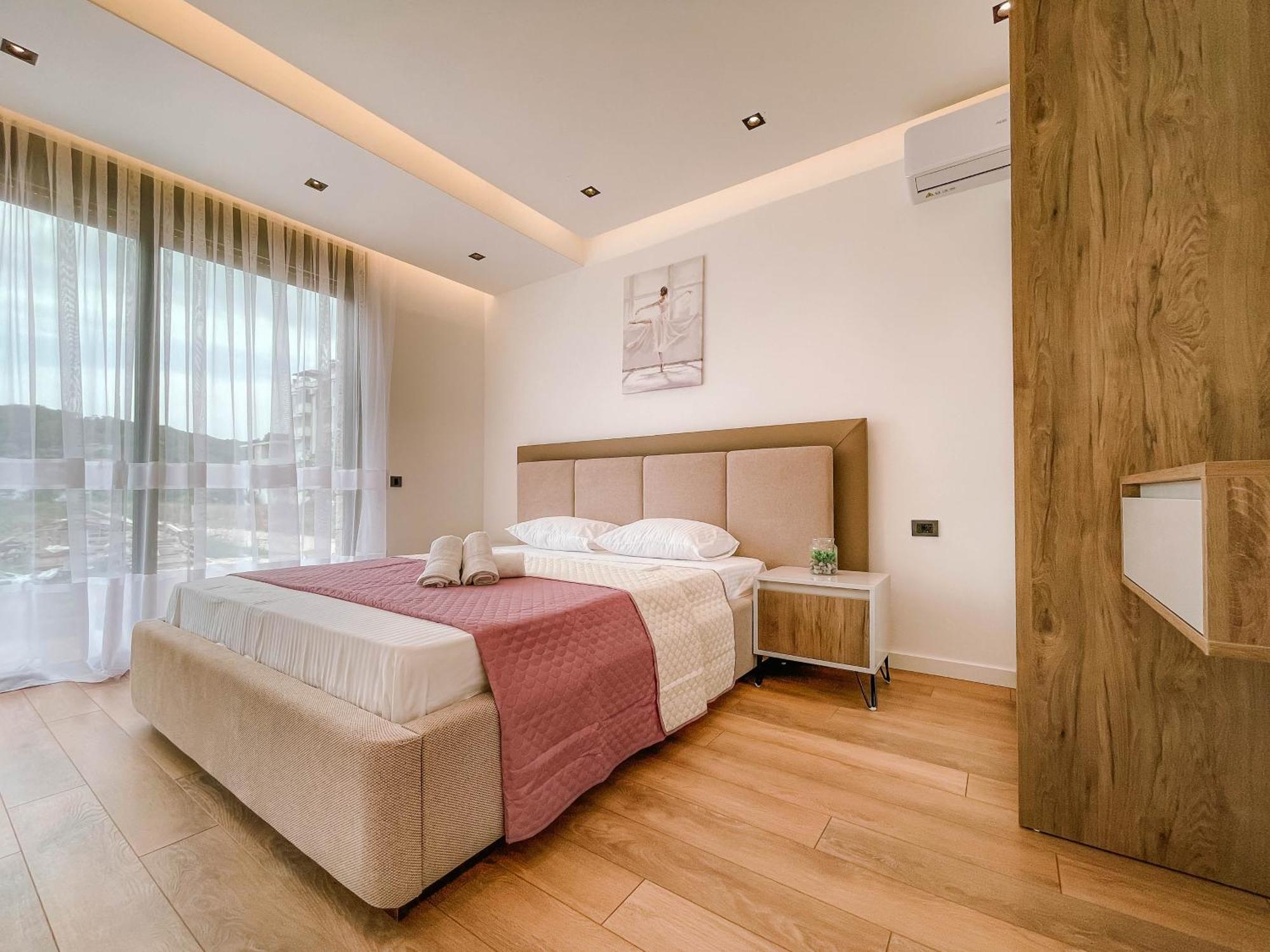B&B Lovac Hasa 2 อุลซิน ภายนอก รูปภาพ